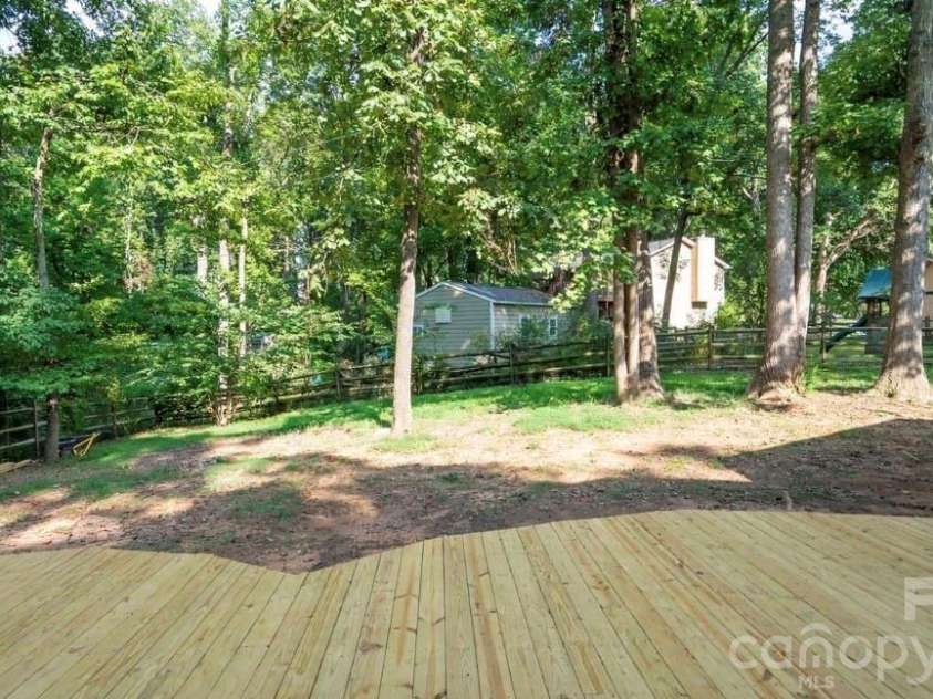 7424 Lawyers Station Drive, Mint Hill, NC 28227.  MLS# CAR4417385, YatesRealty ID 46373. 