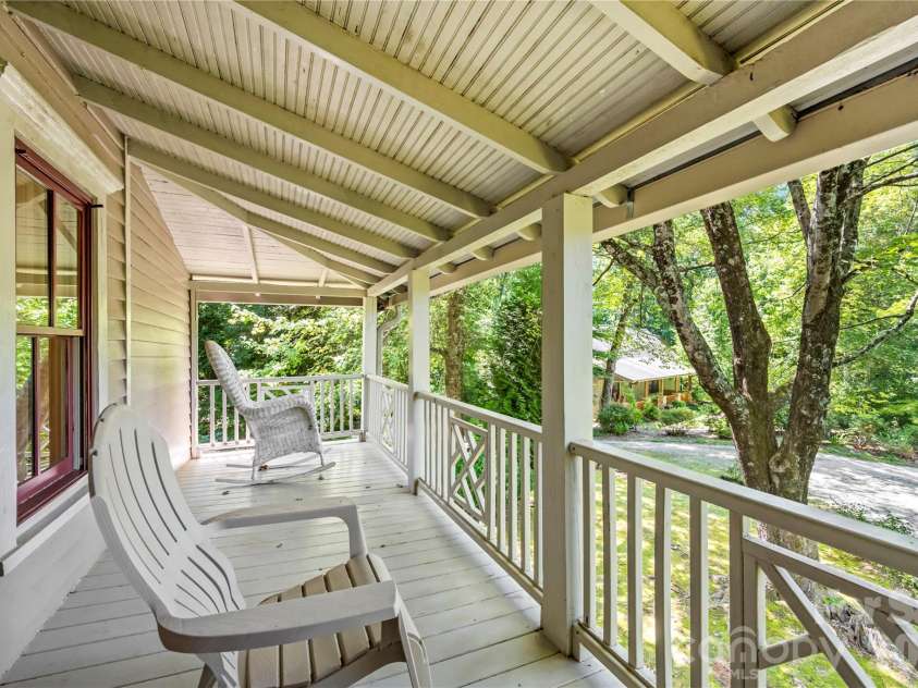 520 Esseola Street, Saluda, NC 28773.  MLS# CAR4416006, YatesRealty ID 46375. 