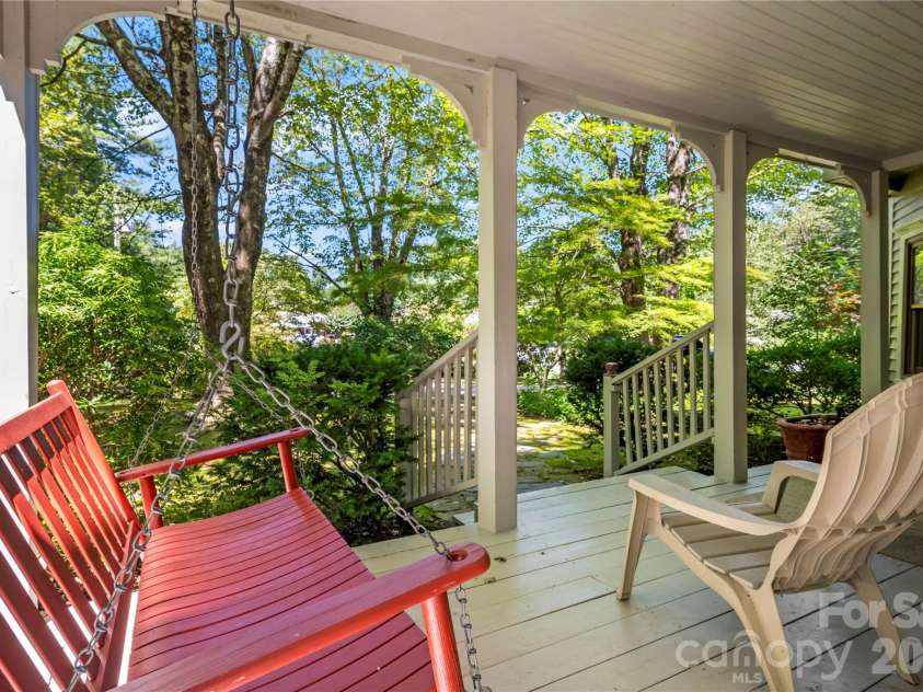 520 Esseola Street, Saluda, NC 28773.  MLS# CAR4416006, YatesRealty ID 46375. 