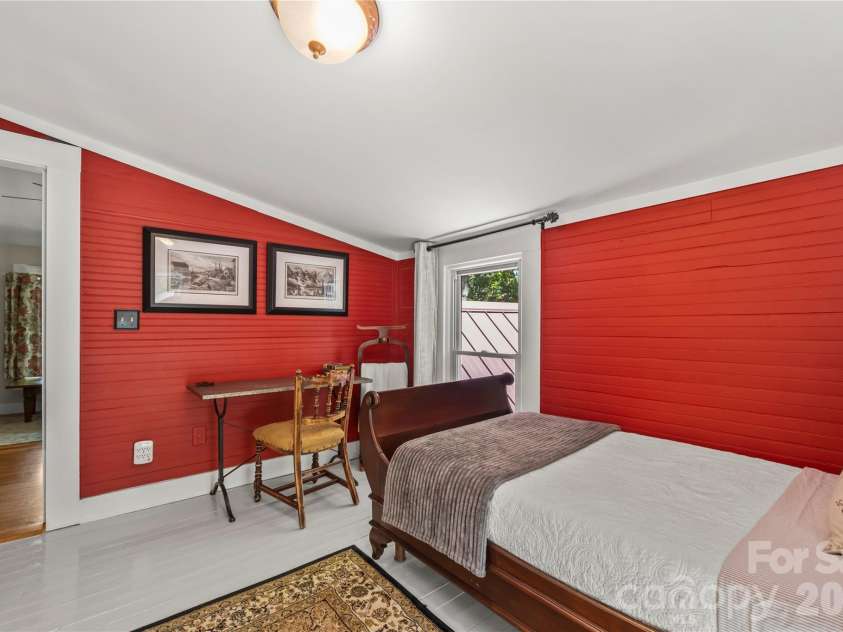 520 Esseola Street, Saluda, NC 28773.  MLS# CAR4416006, YatesRealty ID 46375. 