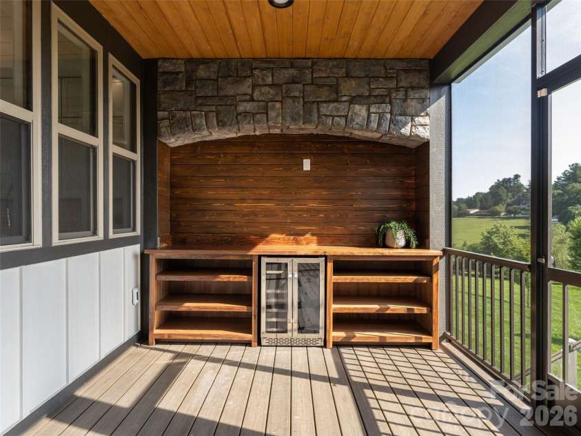 46 Solomia Drive, Mills River, NC 28759.  MLS# CAR4416793, YatesRealty ID 46376. 