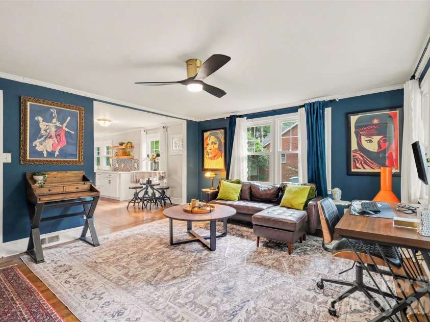 3330 Benard Avenue, Charlotte, NC 28206.  MLS# CAR4415704, YatesRealty ID 46377. 