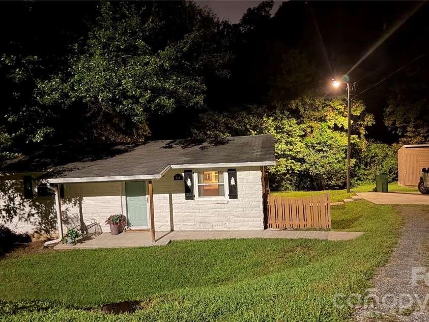 216 Auten Circle, Mount Holly, NC 28120.  MLS# CAR4416875, YatesRealty ID 46378. Brightly lit even at nite