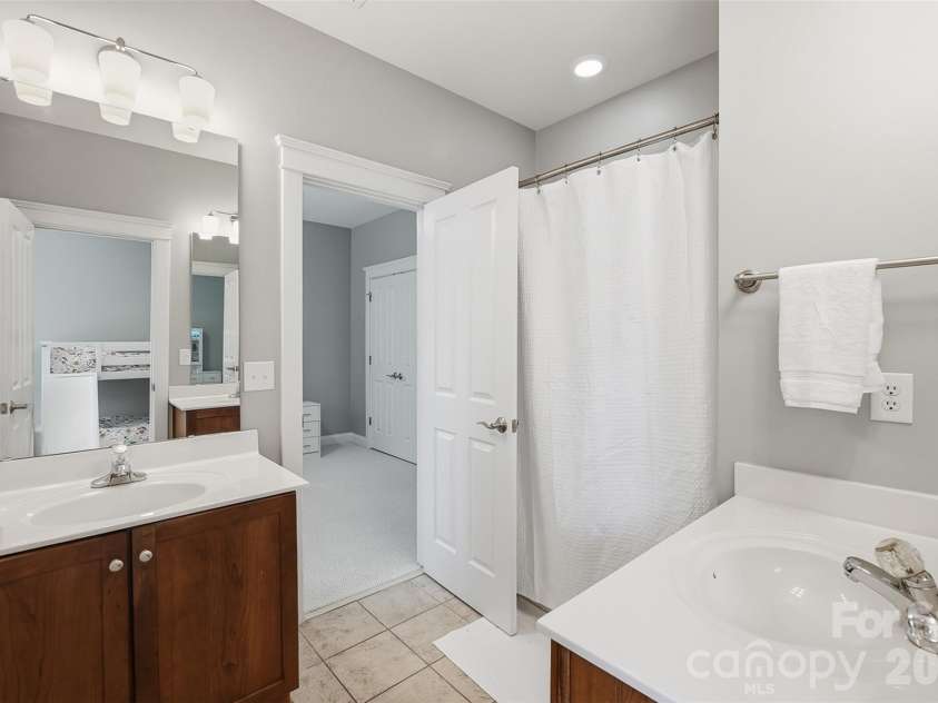 4843 Milford Way, Fort Mill, SC 29708.  MLS# CAR4412417, YatesRealty ID 46380. 