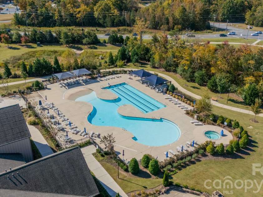 918 Kirby Drive, Fort Mill, SC 29715.  MLS# CAR4409955, YatesRealty ID 46381. 