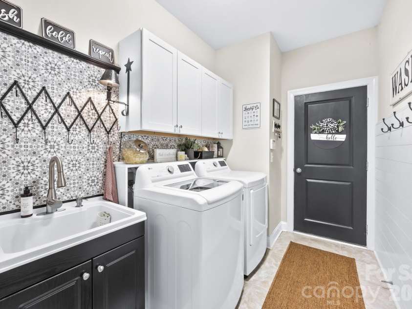 198 Rustling Waters Drive, Mooresville, NC 28117.  MLS# CAR4415930, YatesRealty ID 46382. 