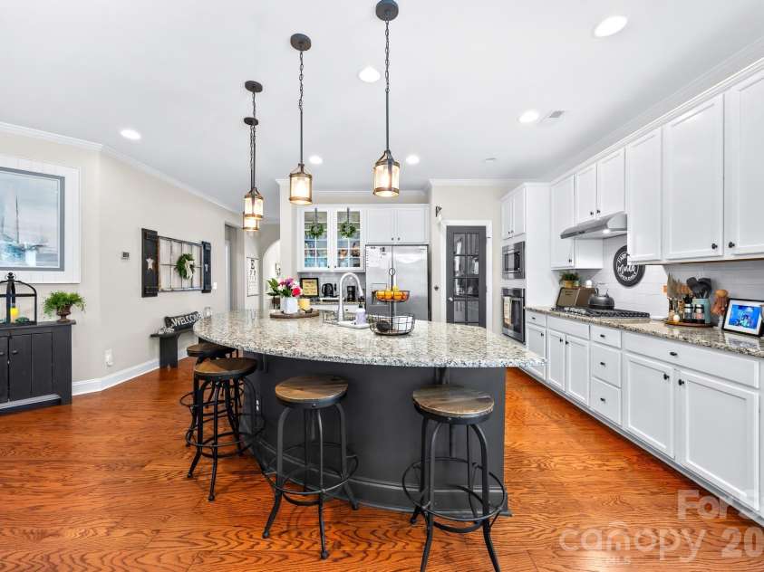 198 Rustling Waters Drive, Mooresville, NC 28117.  MLS# CAR4415930, YatesRealty ID 46382. 