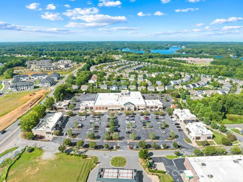 198 Rustling Waters Drive, Mooresville, NC 28117.  MLS# CAR4415930, YatesRealty ID 46382. 