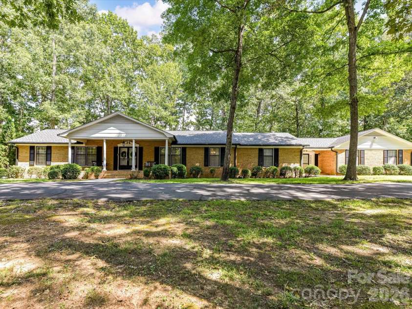 2646 Rolling Hills Drive, Monroe, NC 28110.  MLS# CAR4417200, YatesRealty ID 46383. 