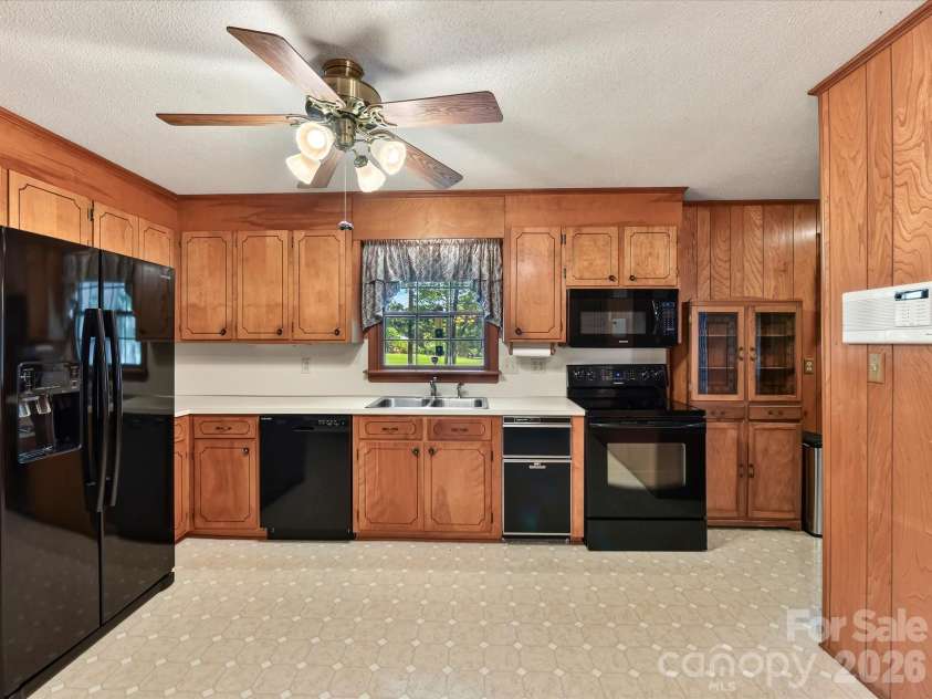 2646 Rolling Hills Drive, Monroe, NC 28110.  MLS# CAR4417200, YatesRealty ID 46383. 