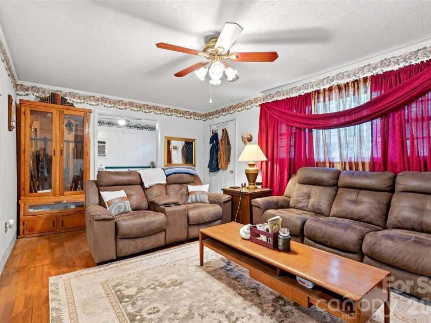 55 Edwards Drive, Nebo, NC 28761.  MLS# CAR4417436, YatesRealty ID 46385. 