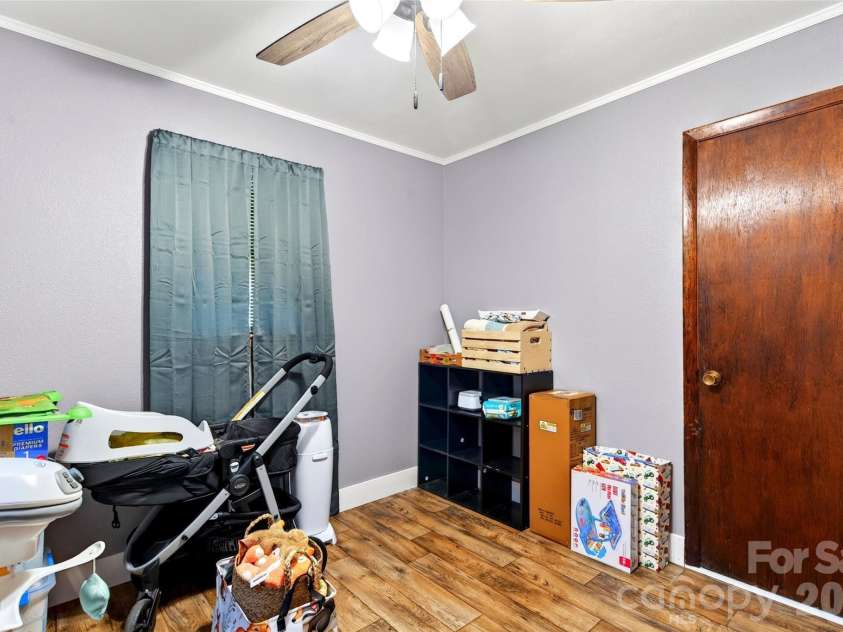 55 Edwards Drive, Nebo, NC 28761.  MLS# CAR4417436, YatesRealty ID 46385. 