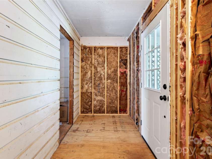 55 Edwards Drive, Nebo, NC 28761.  MLS# CAR4417436, YatesRealty ID 46385. 