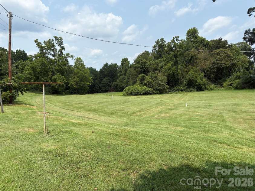 1306 Salem Road, Morganton, NC 28655.  MLS# CAR4414719, YatesRealty ID 46388. Back yard