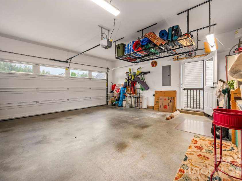 131 Creekwalk Lane, Hendersonville, NC 28792.  MLS# CAR4416642, YatesRealty ID 46389. 