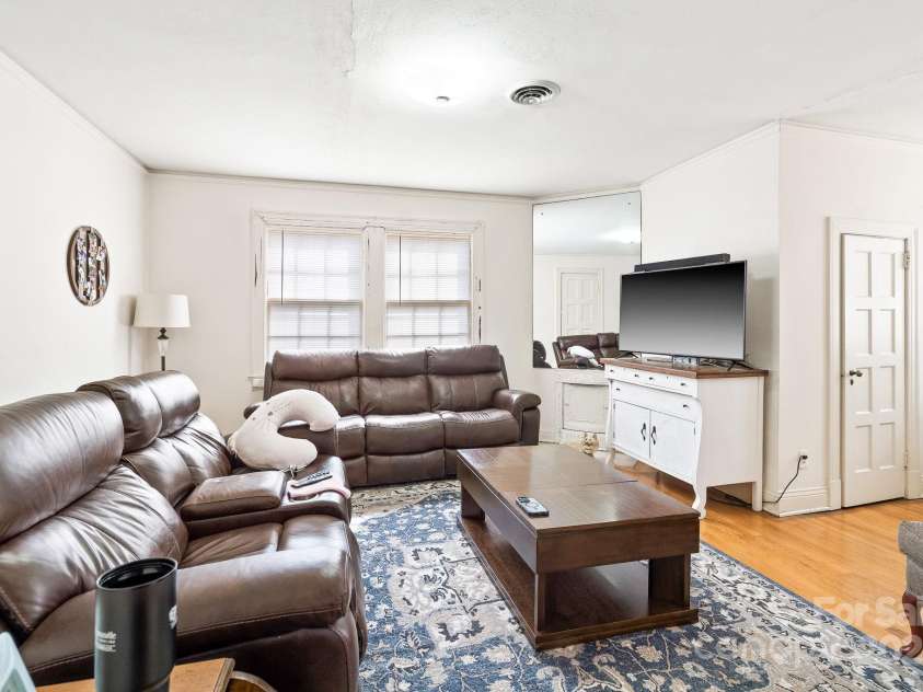 3 Elliott Drive, Thomasville, NC 27360.  MLS# CAR4229217, YatesRealty ID 4639. Bedroom on 2nd level