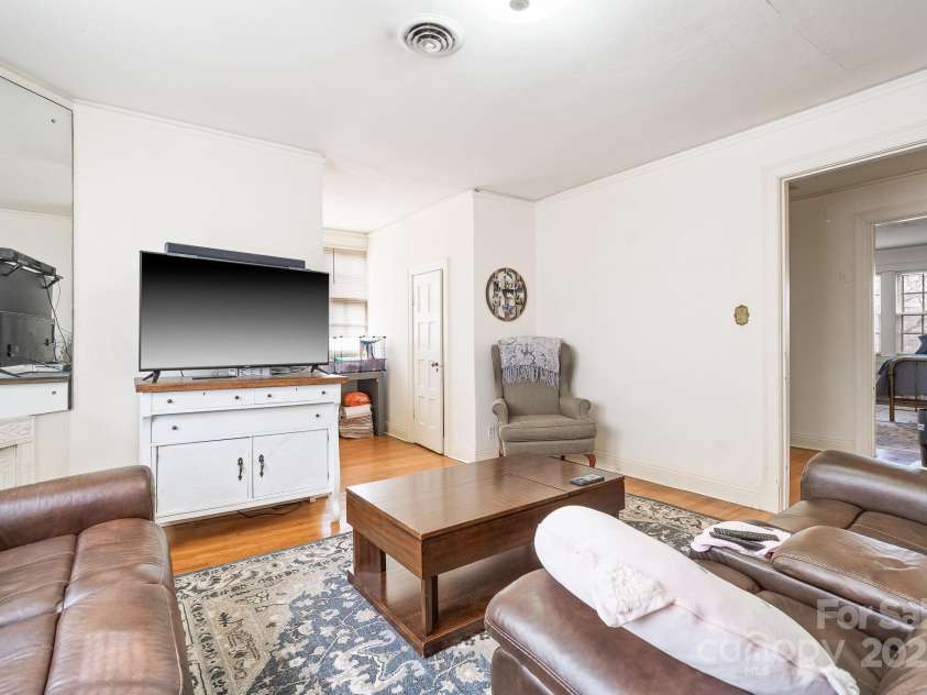 3 Elliott Drive, Thomasville, NC 27360.  MLS# CAR4229217, YatesRealty ID 4639. Bedroom on 2nd level