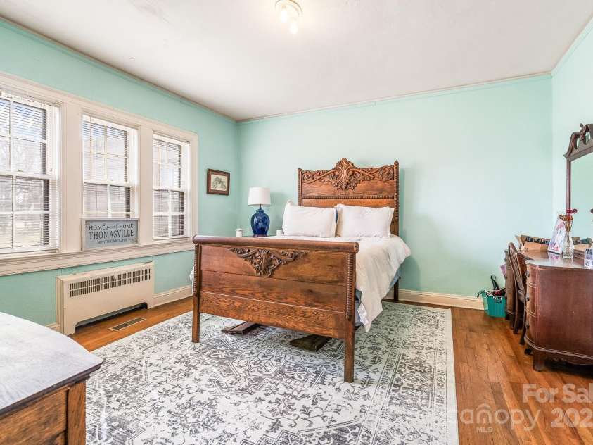 3 Elliott Drive, Thomasville, NC 27360.  MLS# CAR4229217, YatesRealty ID 4639. Bonus Room-Main Level