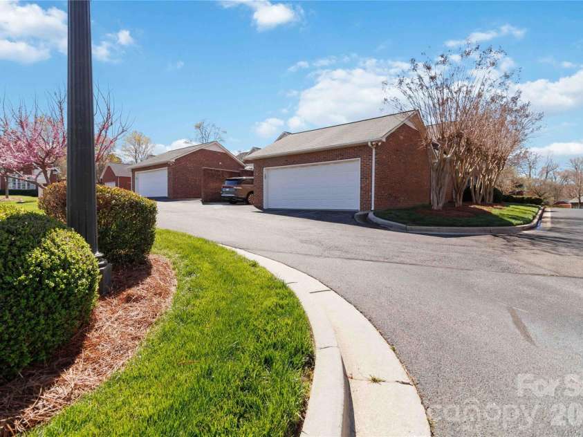 700 Warrington Place, Rock Hill, SC 29732.  MLS# CAR4354552, YatesRealty ID 4639. 