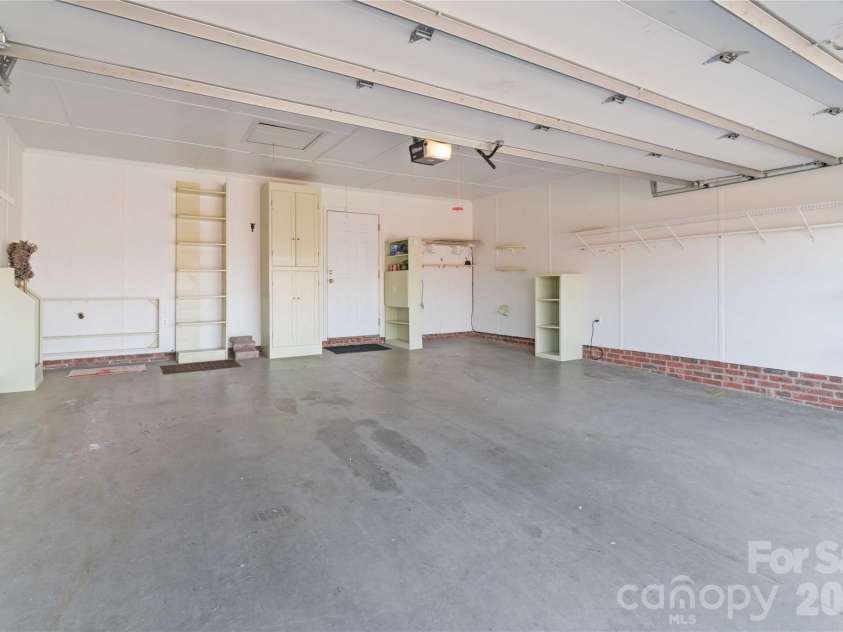 700 Warrington Place, Rock Hill, SC 29732.  MLS# CAR4354552, YatesRealty ID 4639. 