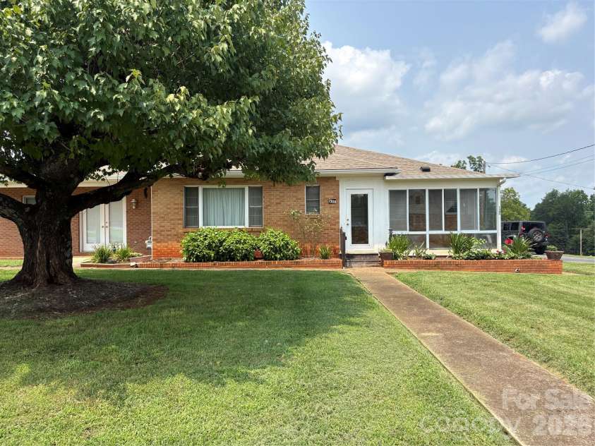 1308 Salem Road, Morganton, NC 28655.  MLS# CAR4417448, YatesRealty ID 46390. Roadview