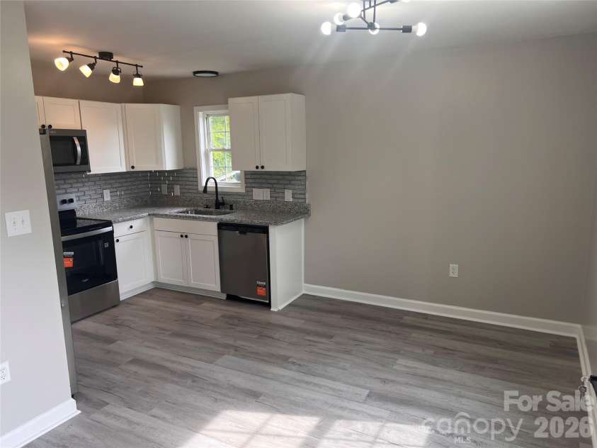 191 Mahan Street, Concord, NC 28025.  MLS# CAR4417461, YatesRealty ID 46393. 