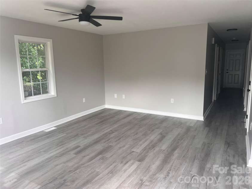 191 Mahan Street, Concord, NC 28025.  MLS# CAR4417461, YatesRealty ID 46393. 