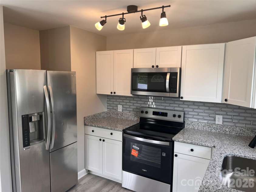 191 Mahan Street, Concord, NC 28025.  MLS# CAR4417461, YatesRealty ID 46393. 