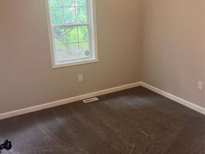 191 Mahan Street, Concord, NC 28025.  MLS# CAR4417461, YatesRealty ID 46393. 