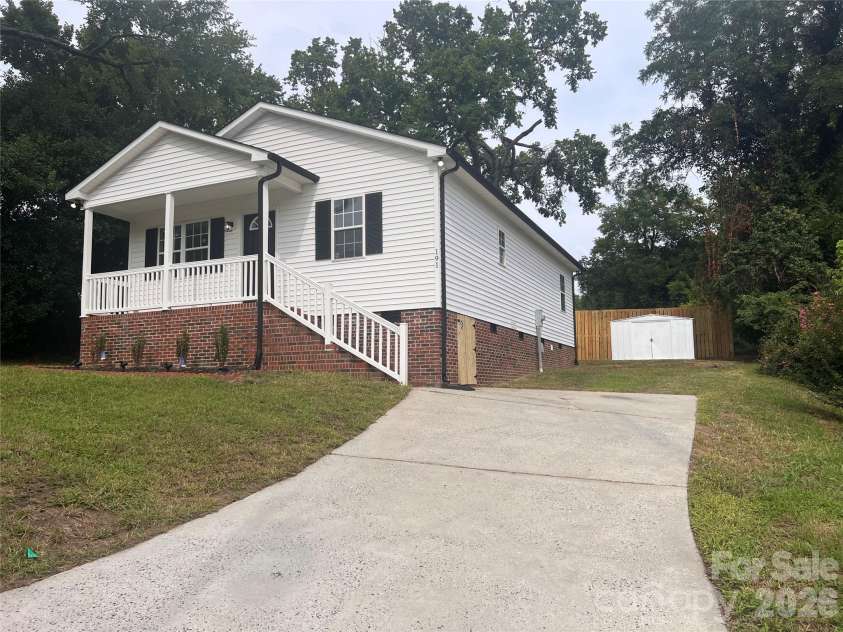 191 Mahan Street, Concord, NC 28025.  MLS# CAR4417461, YatesRealty ID 46393. 