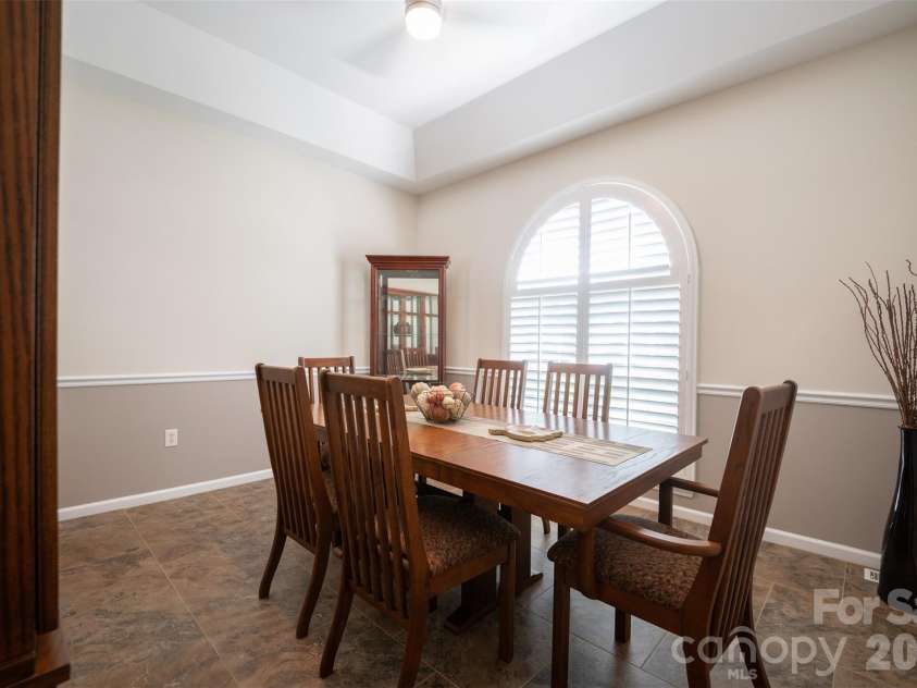 115 Providence Place, York, SC 29745.  MLS# CAR4390448, YatesRealty ID 46394. Dining room with arched window