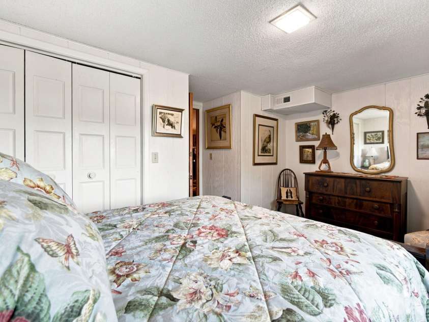 327 Summit Road, Tryon, NC 28782.  MLS# CAR4417439, YatesRealty ID 46395. Basement bedroom