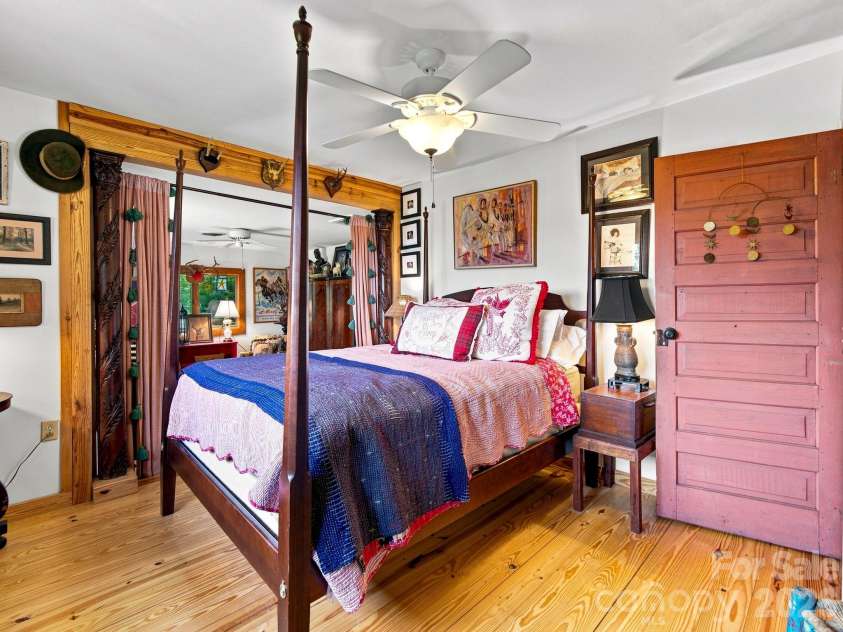 327 Summit Road, Tryon, NC 28782.  MLS# CAR4417439, YatesRealty ID 46395. Primary bedroom with office/den area