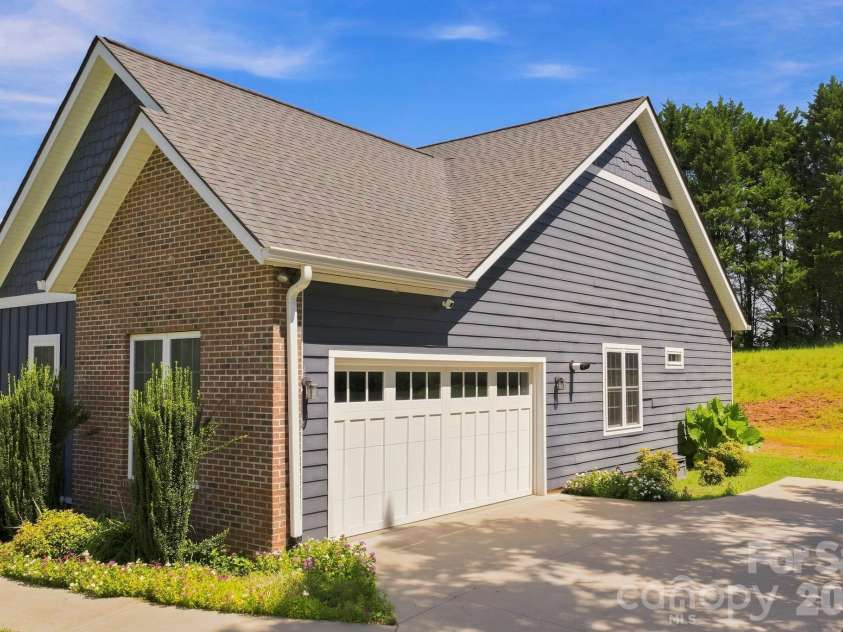 430 Bob Hardin Road, Rutherfordton, NC 28139.  MLS# CAR4417468, YatesRealty ID 46397. 