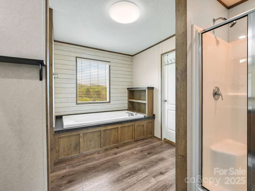 123 Big Oak Road, Hendersonville, NC 28792.  MLS# CAR4250843, YatesRealty ID 464. 