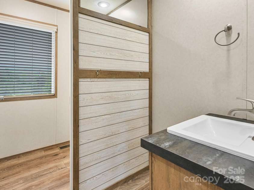 123 Big Oak Road, Hendersonville, NC 28792.  MLS# CAR4250843, YatesRealty ID 464. 