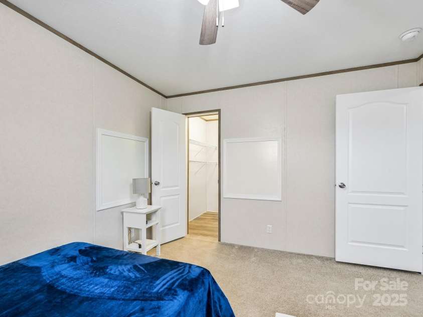 123 Big Oak Road, Hendersonville, NC 28792.  MLS# CAR4250843, YatesRealty ID 464. 