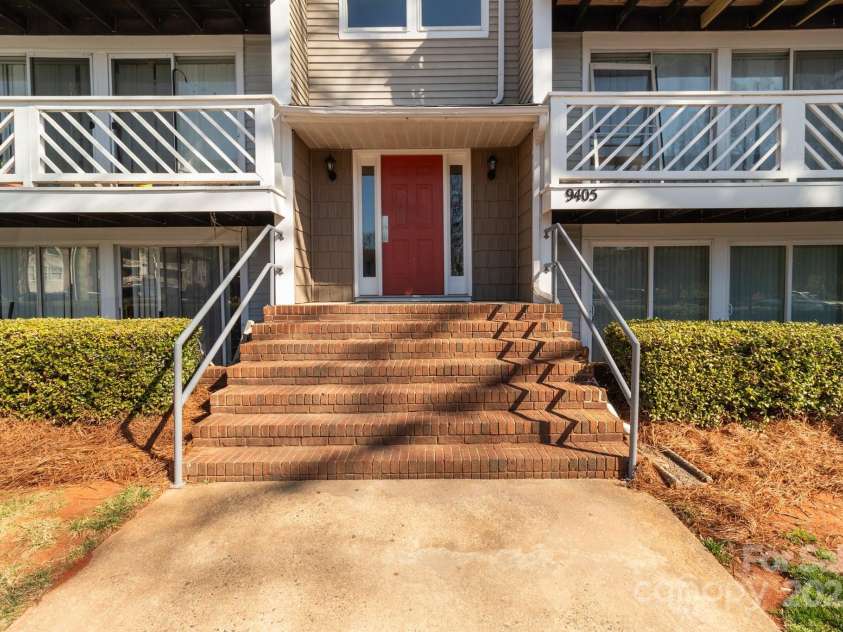 9405 Old Concord Road, Charlotte, NC 28213.  MLS# CAR4232141, YatesRealty ID 4640. 