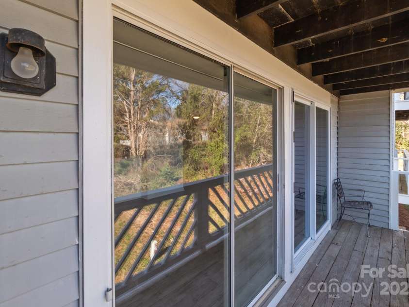 9405 Old Concord Road, Charlotte, NC 28213.  MLS# CAR4232141, YatesRealty ID 4640. 