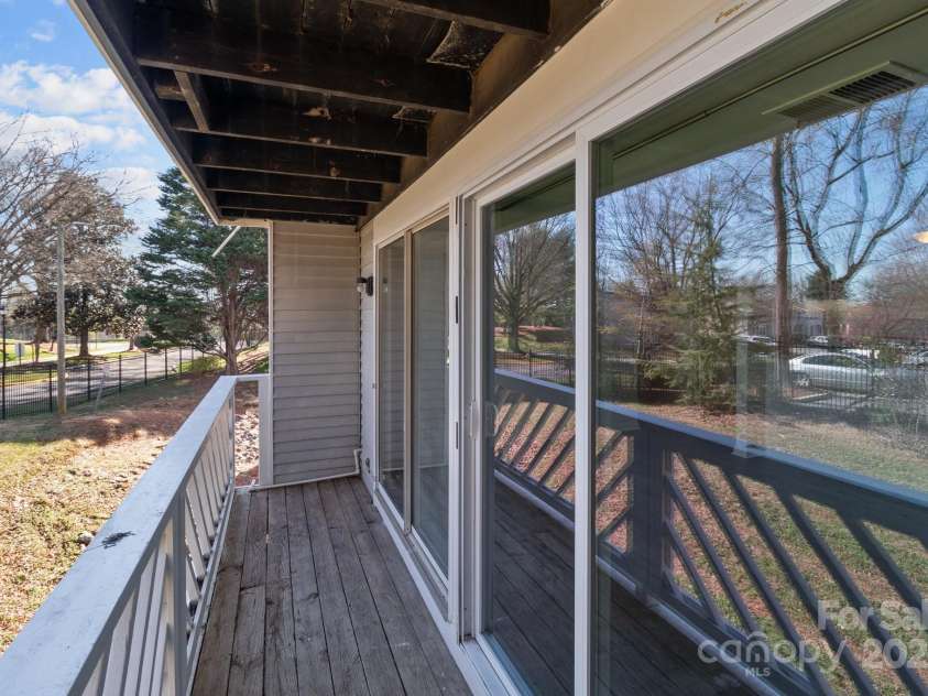 9405 Old Concord Road, Charlotte, NC 28213.  MLS# CAR4232141, YatesRealty ID 4640. 
