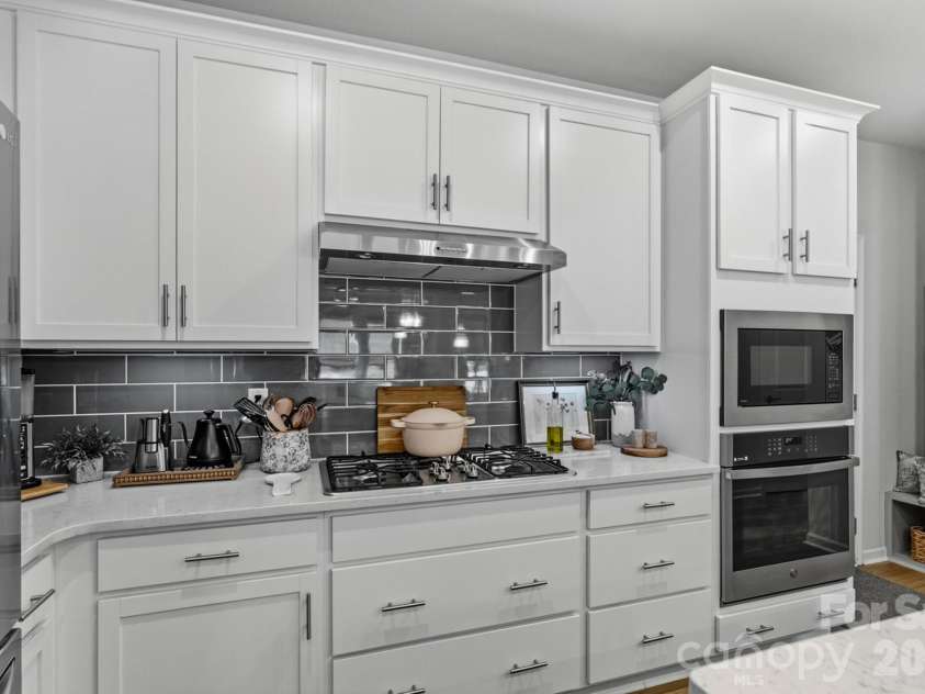 5471 Comiskey Alley, Kannapolis, NC 28081.  MLS# CAR4417384, YatesRealty ID 46402. 