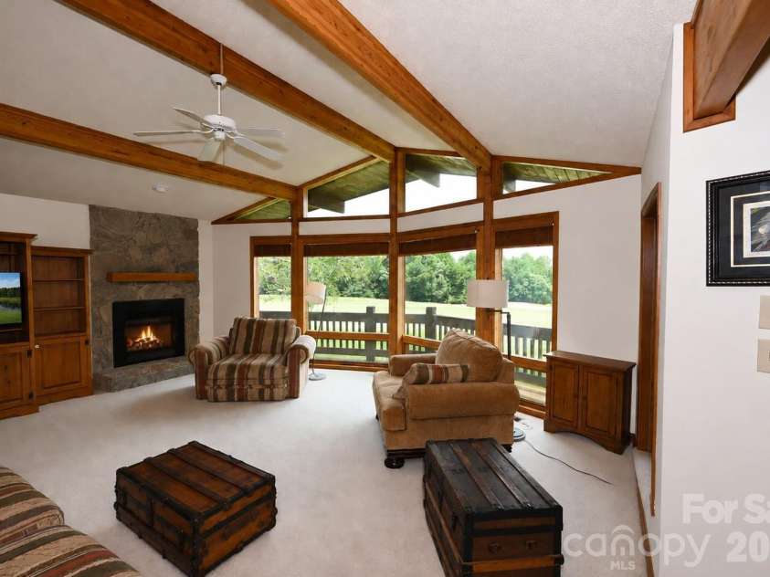 3711 Blendwood Lane, Hickory, NC 28601.  MLS# CAR4413481, YatesRealty ID 46403. Main level Living Room