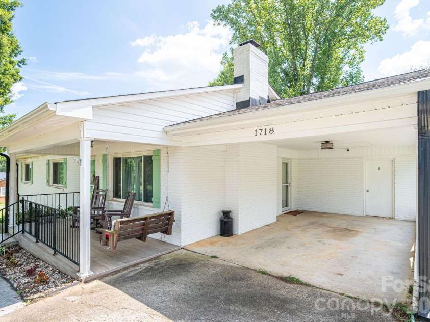 1718 Woolie Road, Lincolnton, NC 28092.  MLS# CAR4417317, YatesRealty ID 46404. 