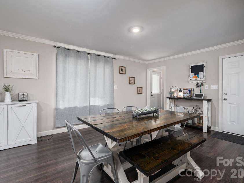 1718 Woolie Road, Lincolnton, NC 28092.  MLS# CAR4417317, YatesRealty ID 46404. Dining area as an extension of the kitchen