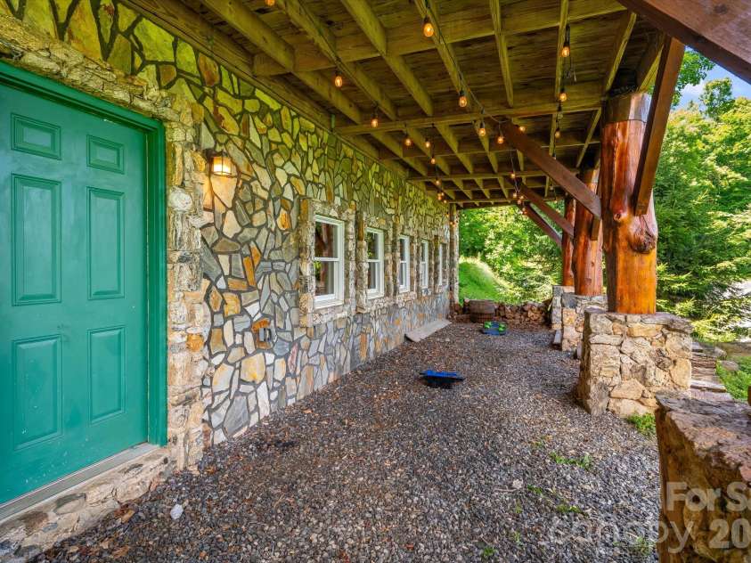 1185 Black Bear Drive, Mars Hill, NC 28754.  MLS# CAR4409355, YatesRealty ID 46406. 