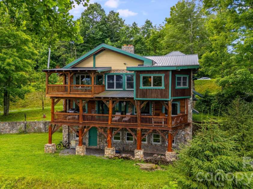 1185 Black Bear Drive, Mars Hill, NC 28754.  MLS# CAR4409355, YatesRealty ID 46406. 