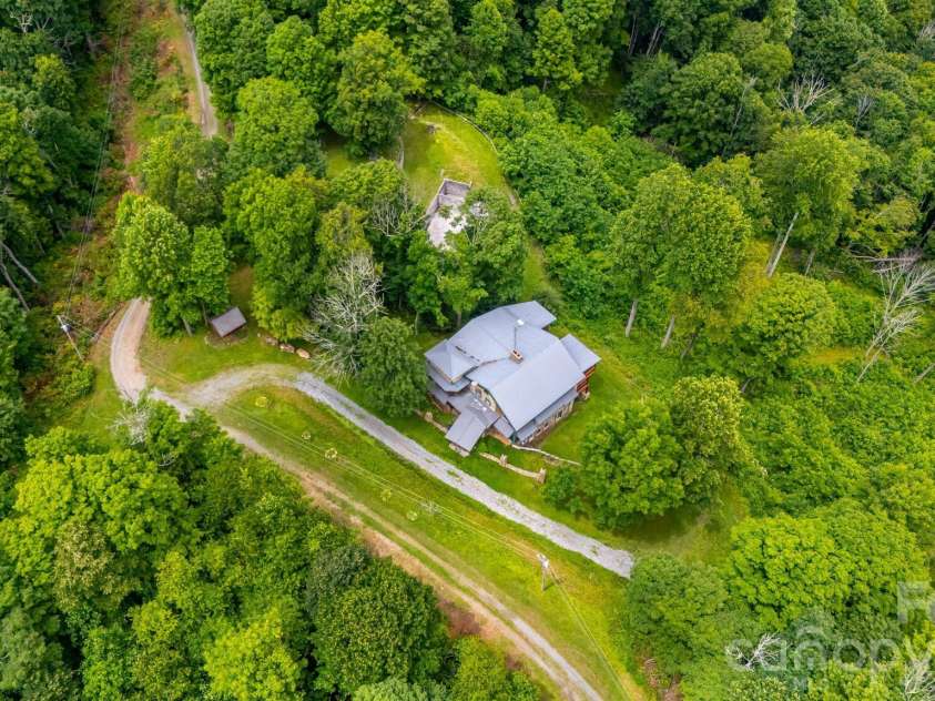 1185 Black Bear Drive, Mars Hill, NC 28754.  MLS# CAR4409355, YatesRealty ID 46406. 