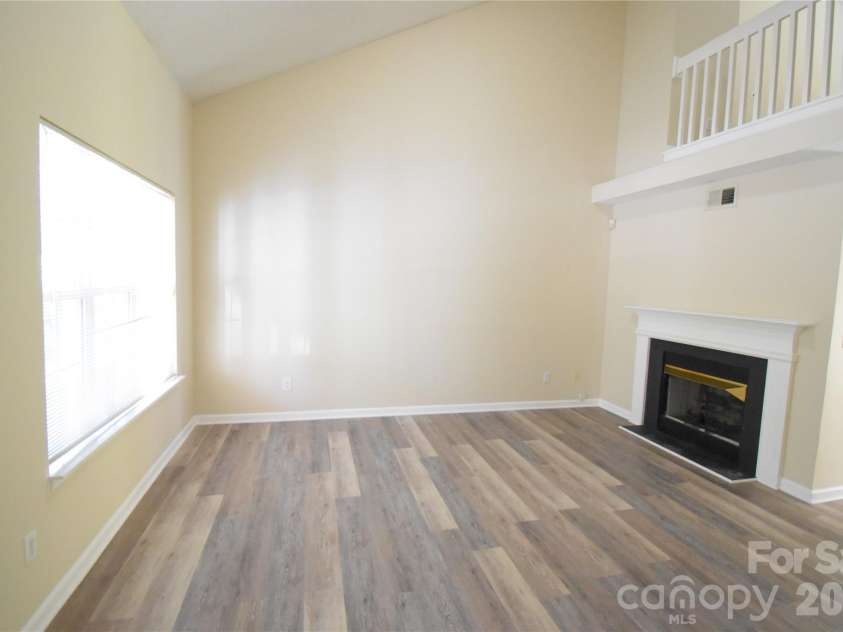 1814 Birch Heights Court, Charlotte, NC 28213.  MLS# CAR4409567, YatesRealty ID 46407. 