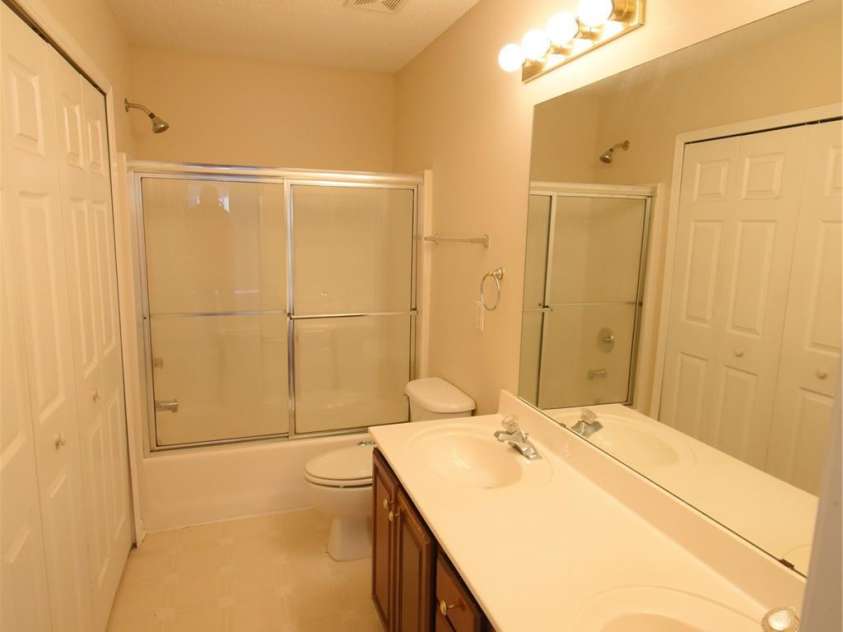 1814 Birch Heights Court, Charlotte, NC 28213.  MLS# CAR4409567, YatesRealty ID 46407. 