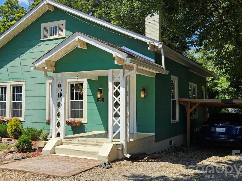 607 3rd Street, Spencer, NC 28159.  MLS# CAR4408591, YatesRealty ID 46408. Charming home with carport
